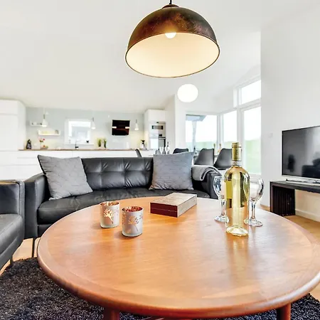 Three-bedroom In בית נופש