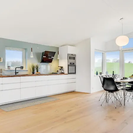 Gorgeous In With Kitchen * Augustenborg