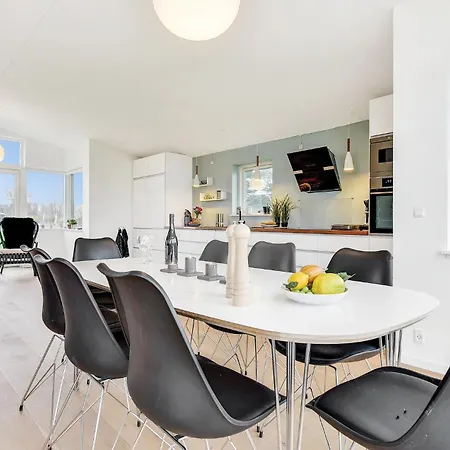 Three-bedroom In Vakantiehuis *