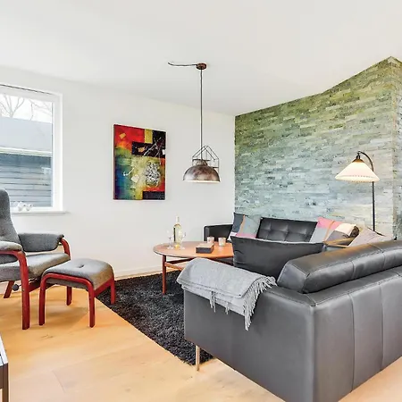 Three-bedroom In Vakantiehuis Augustenborg
