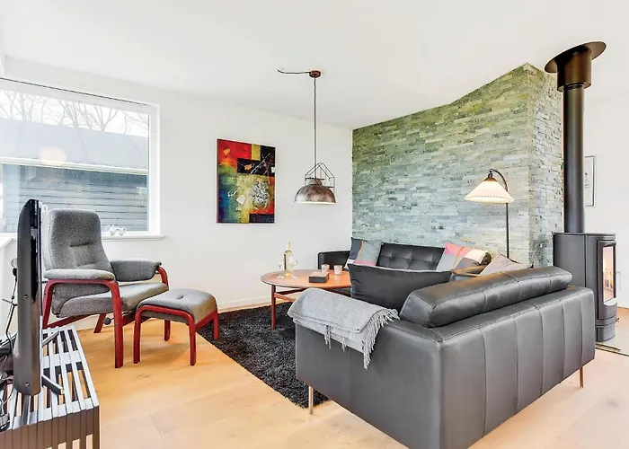 Three-bedroom In Vakantiehuis Augustenborg